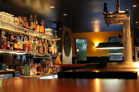 The Tasmanian Inn - Australian Directory 25