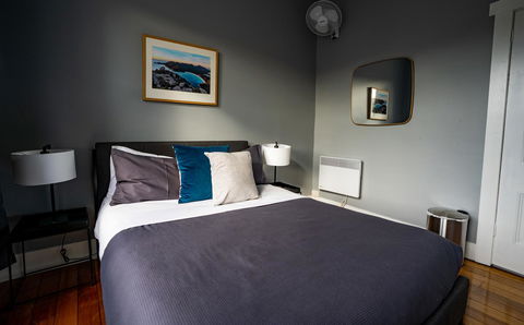 The Tasmanian Inn - Australian Directory 8