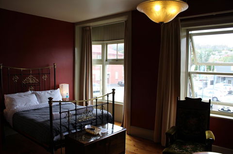 The Tasmanian Inn - Australian Directory 29