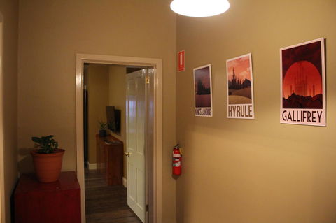 The Tasmanian Inn - Australian Directory 11