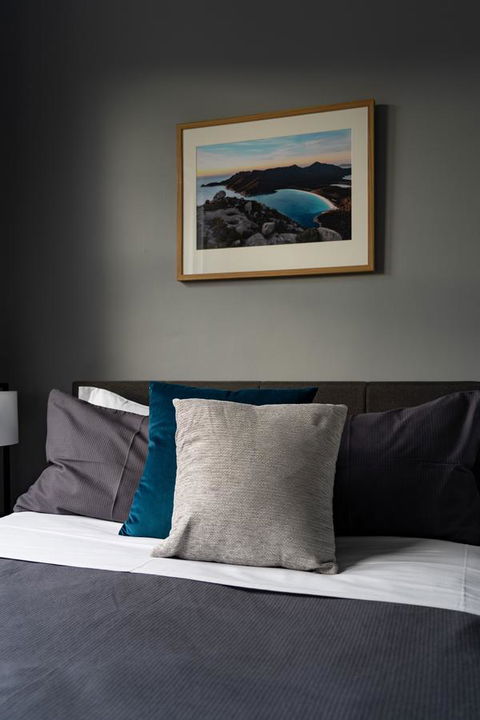 The Tasmanian Inn - Australian Directory 5