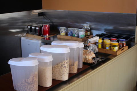 The Tasmanian Inn - Australian Directory 13