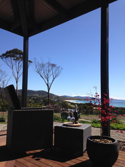 Miyabi Beach Retreat - Australian Directory 0