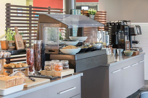 Travelodge Hotel Hobart Airport - Australian Directory 15