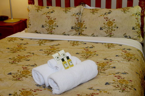 Edinburgh Gallery Bed & Breakfast - Australian Directory 44