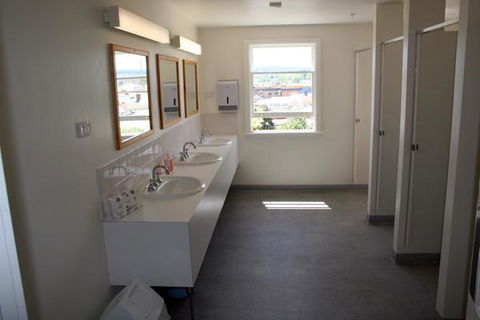 Arthouse Hostel - Australian Directory 26