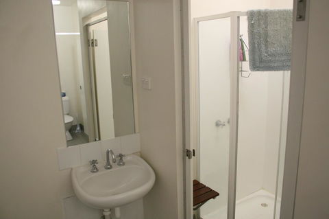 Arthouse Hostel - Australian Directory 4