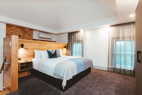 Maylands Lodge - Australian Directory 2