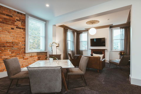 Maylands Lodge - Australian Directory 11