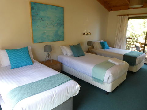 Osprey Lodge & Bungalow - Australian Directory 16