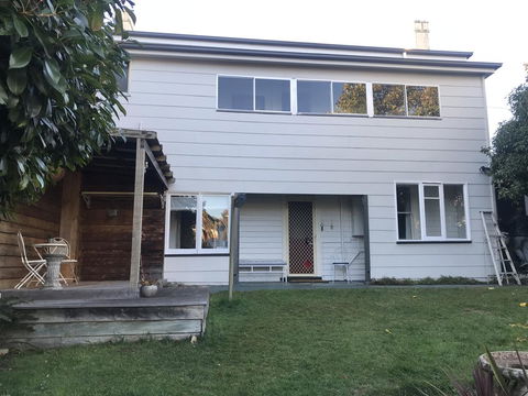 Maple Cottage - Australian Directory 9