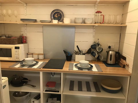 Maple Cottage - Australian Directory 12