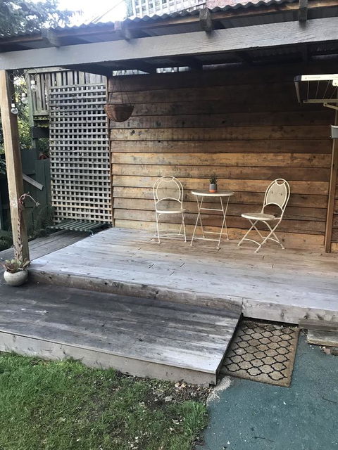 Maple Cottage - Australian Directory 8