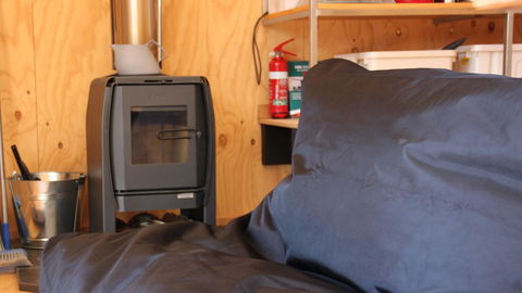 BAY OF FIRES ECO HUT Off Grid Experience At Binalong Bay - Australian Directory 7