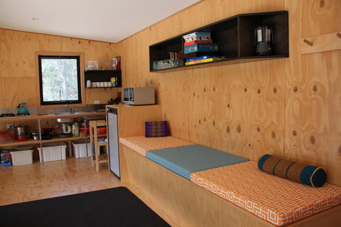 BAY OF FIRES ECO HUT Off Grid Experience At Binalong Bay - Australian Directory 10