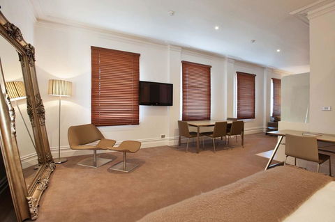 Ikon Hotel - Australian Directory 21