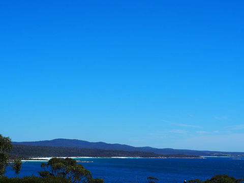 GRANITE BEACH HOUSE @ Bay Of Fires - Australian Directory 12