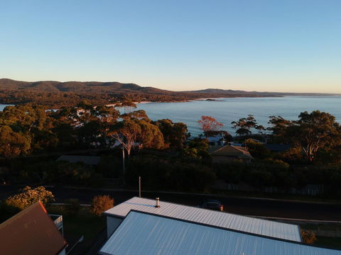 GRANITE BEACH HOUSE @ Bay Of Fires - Australian Directory 9
