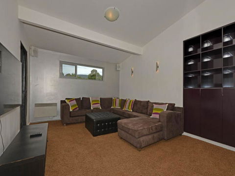 Cloudy Bay Lagoon Estate - Australian Directory 10