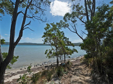 Cloudy Bay Lagoon Estate - Australian Directory 18