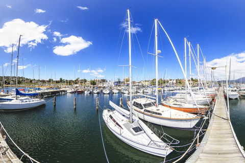 Bellerive Marina View Apartments No 28 - Australian Directory 24