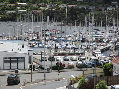 Bellerive Marina View Apartments No 28 - Australian Directory 20