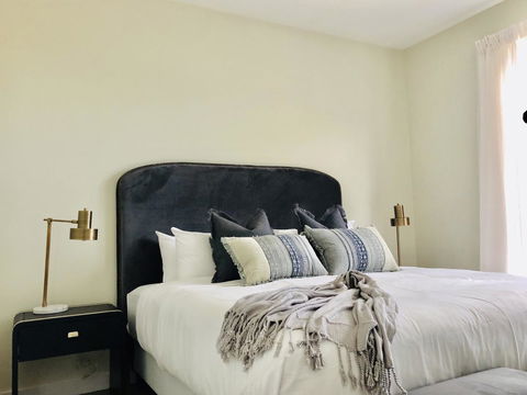 EMBRACING EVANDALE - Hosted By L'Abode Accommodation - Australian Directory 14