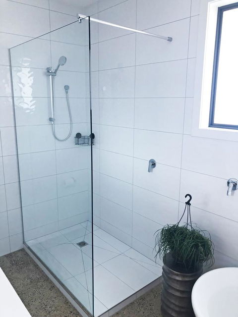EMBRACING EVANDALE - Hosted By L'Abode Accommodation - Australian Directory 23