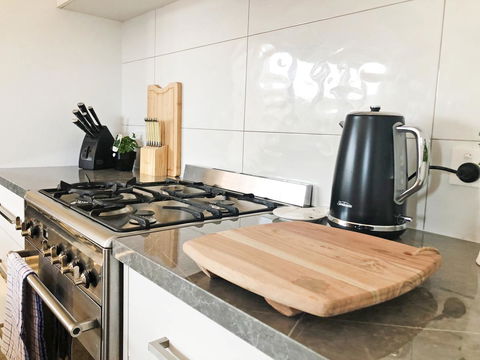 EMBRACING EVANDALE - Hosted By L'Abode Accommodation - Australian Directory 20
