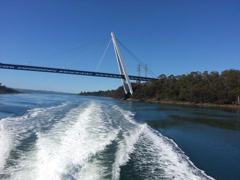 Tamar River Retreat - Australian Directory 44