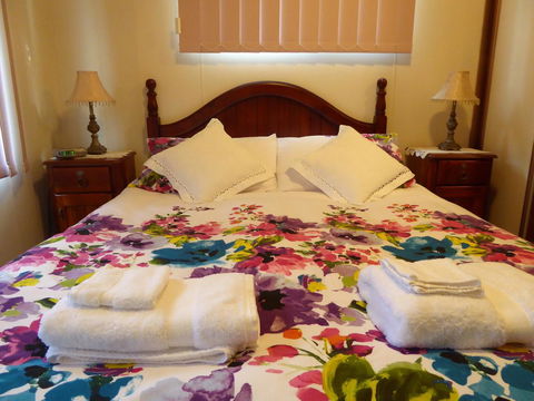 Tamar River Retreat - Australian Directory 23