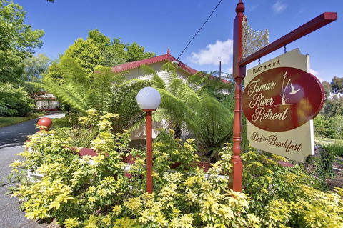 Tamar River Retreat - Australian Directory 39