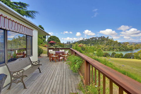 Tamar River Retreat - Australian Directory 20