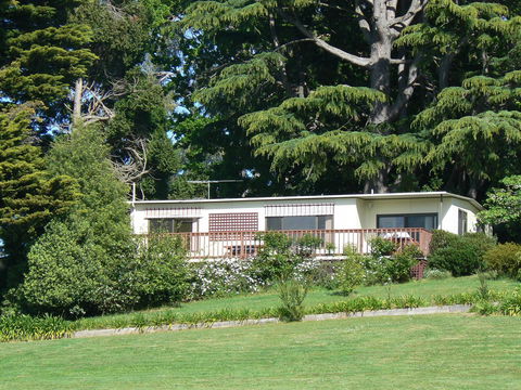 Tamar River Retreat - Australian Directory 27