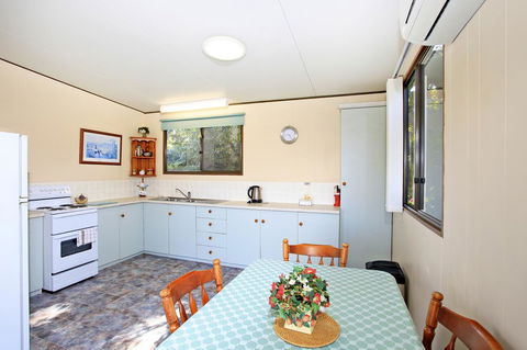 Tamar River Retreat - Australian Directory 17