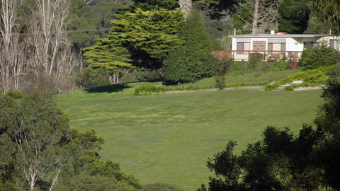 Tamar River Retreat - Australian Directory 25