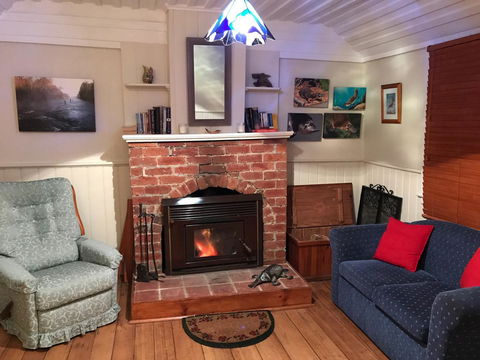 Platypus Playground Riverside Cottage - Australian Directory 4