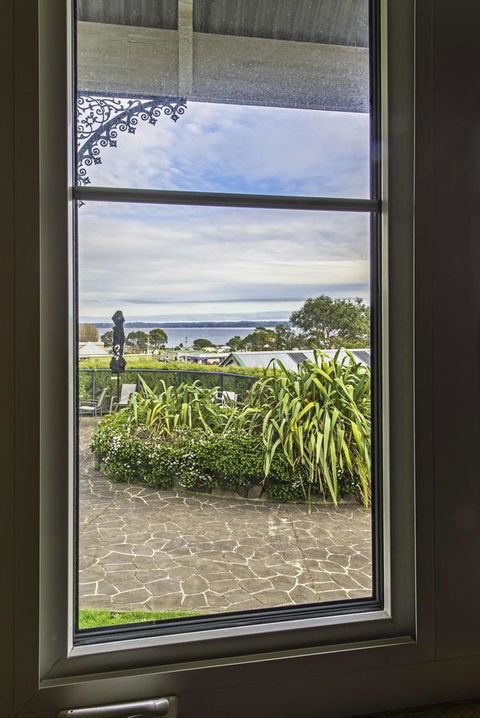 Touchwood Cottages - Australian Directory 42