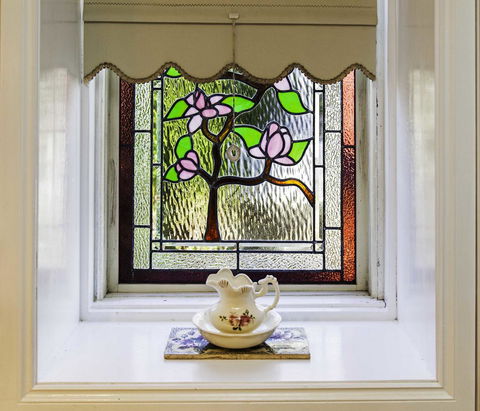 Touchwood Cottages - Australian Directory 44