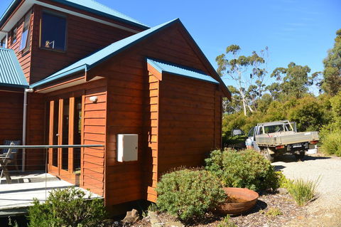 The Tree House - Australian Directory 3