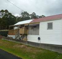 Riders Hut - Derby - Australian Directory