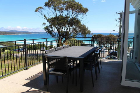 Villa 2 Bay Of Fires - Australian Directory 9