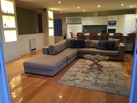 Villa 2 Bay Of Fires - Australian Directory 1