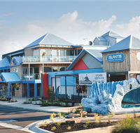 The Island Accommodation - Australian Directory