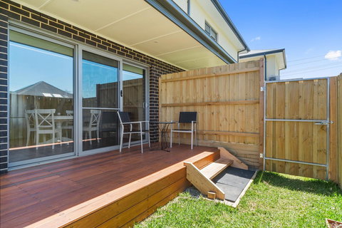 Rosewater Townhouses Dromana - Australian Directory 6