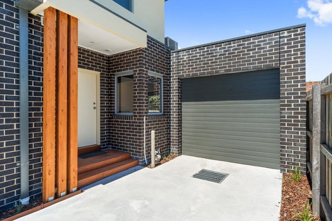 Rosewater Townhouses Dromana - Australian Directory 5