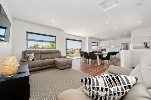 Rosewater Townhouses Dromana - Australian Directory 0
