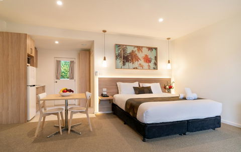 Boathouse Resort Studios And Suites - Australian Directory 3