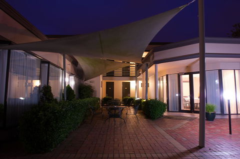 The Waverley International Hotel - Australian Directory 28