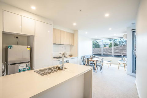 Poplar Apartments - Australian Directory 13